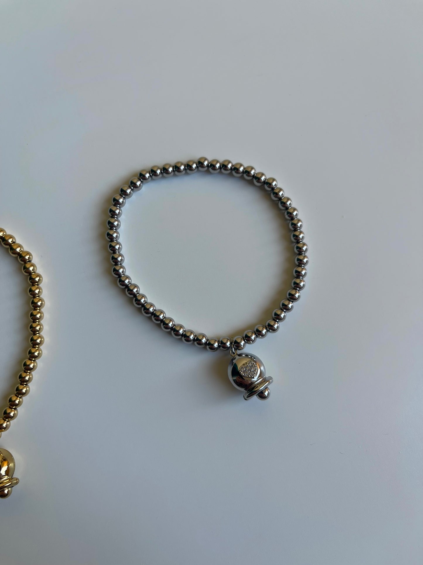Bracciale a molla con campanella