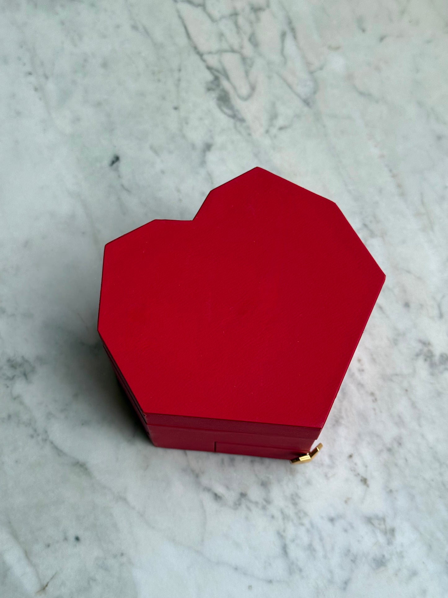 ETERNAL HEART BOX