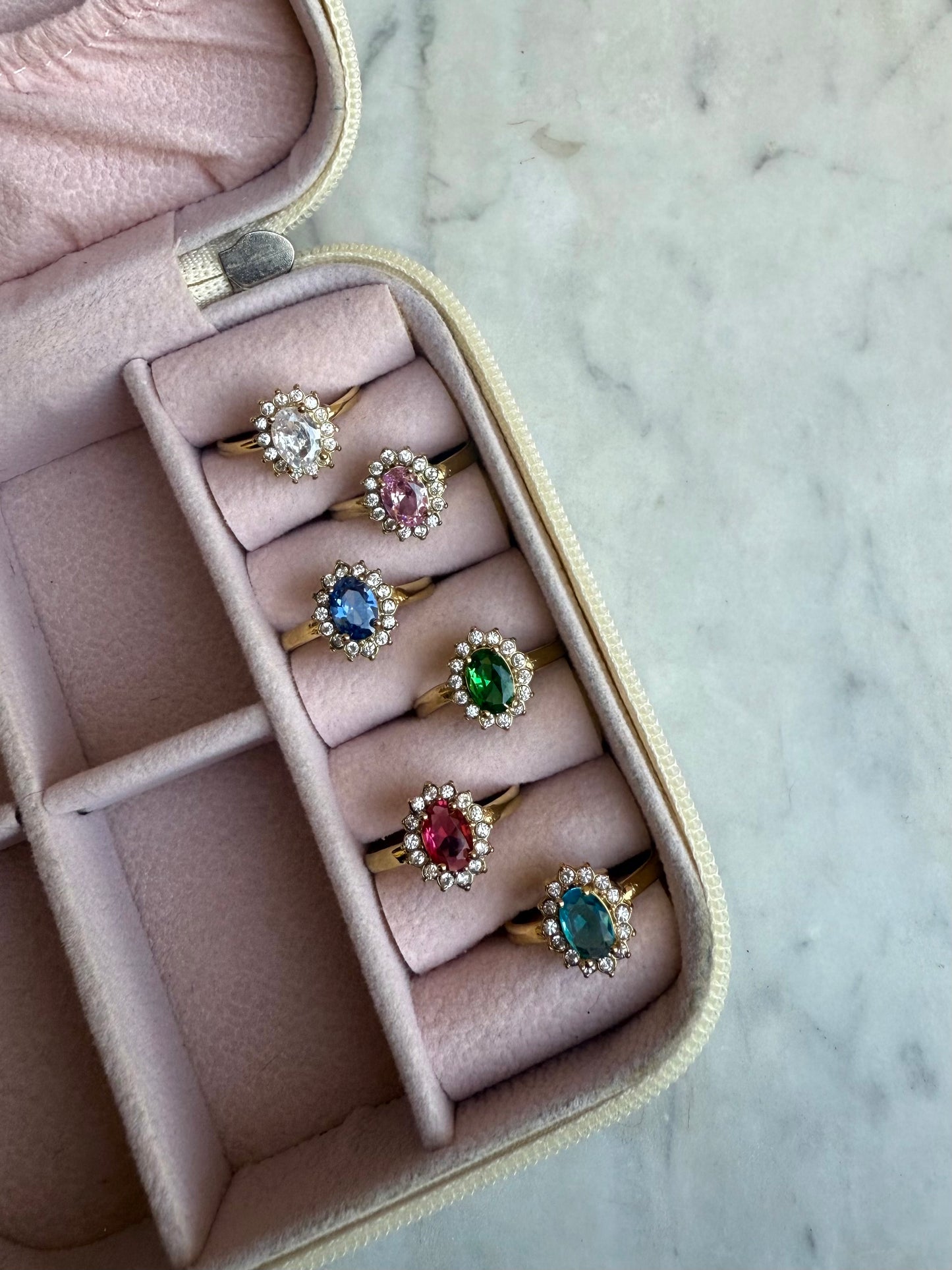 Anello KATE